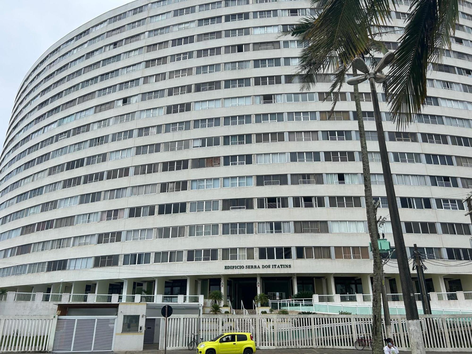Apto Em Frente Ao Mar Predio Redondo Linda Vista Peruíbe エクステリア 写真